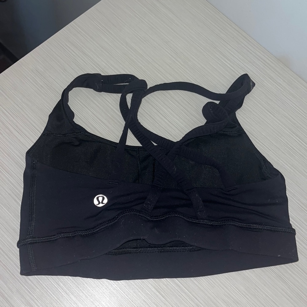 Lululemon sports bra